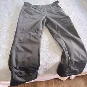 Women’s Snowboarding Pants